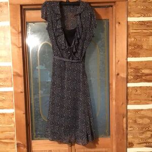 JBS sz 10 black white ruffled dress with flowers designs